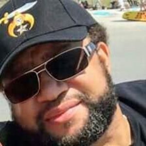 Meet your Posher, Bee